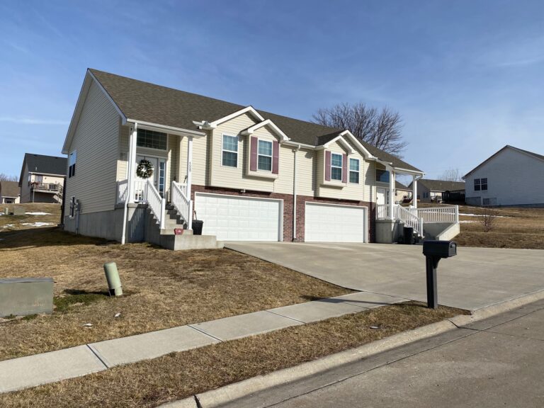 Duplex Apartments for Rent in St Joseph, Missouri